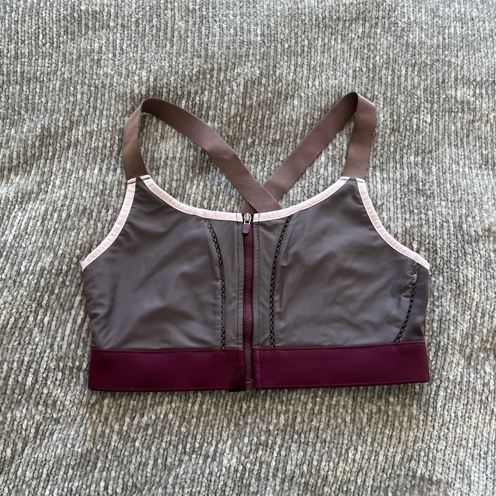 Fabletics Size Medium Sports Bra